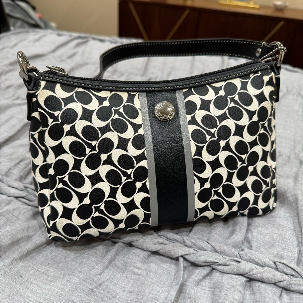 NWOT Coach Small Shoulder Bag